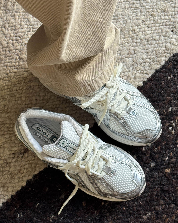 New Balance M1906REE onfeet