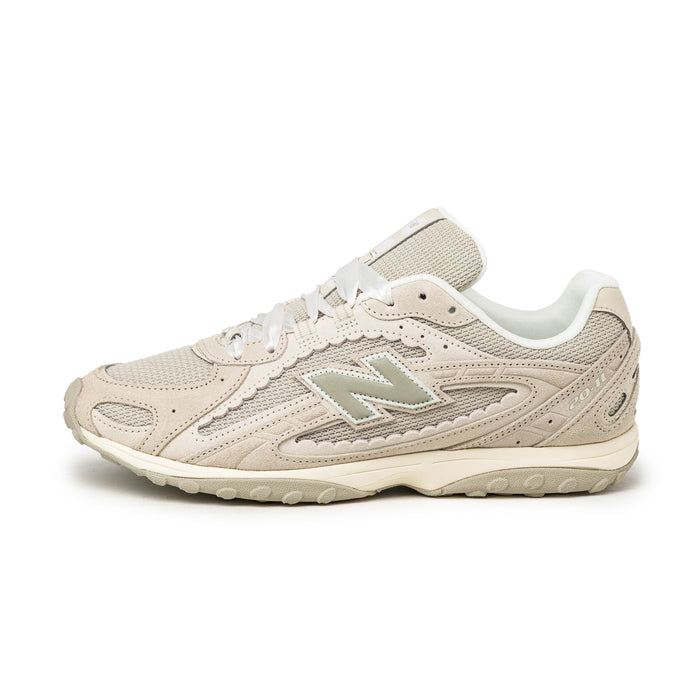 New Balance 204L