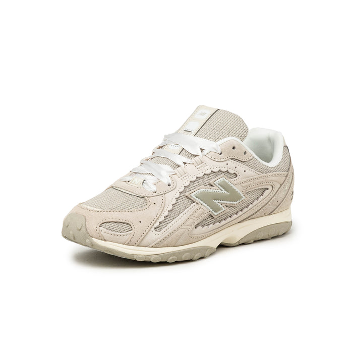 New Balance 204L