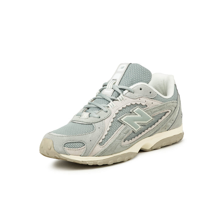 New Balance 204L