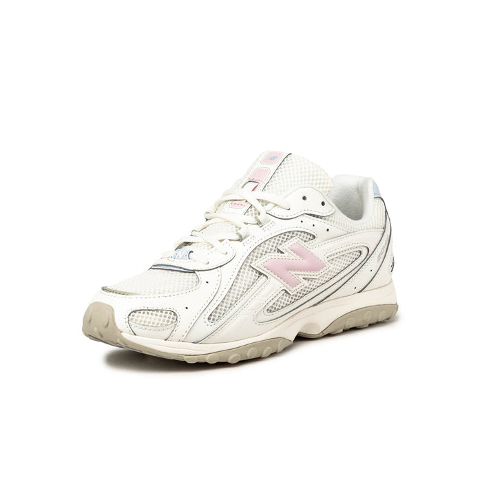 New Balance 204L