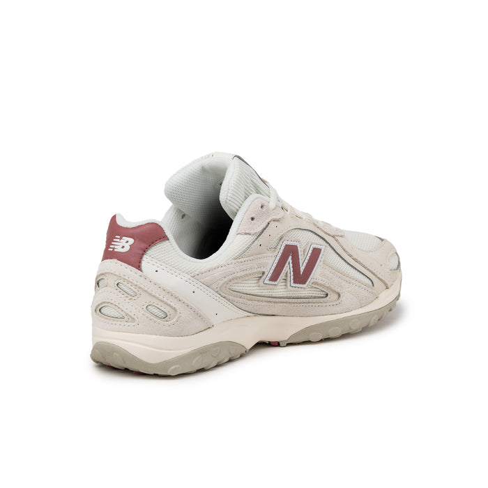 New Balance 204L