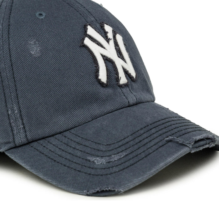 47 MLB New York Yankees Weathered *Clean Up* Cap