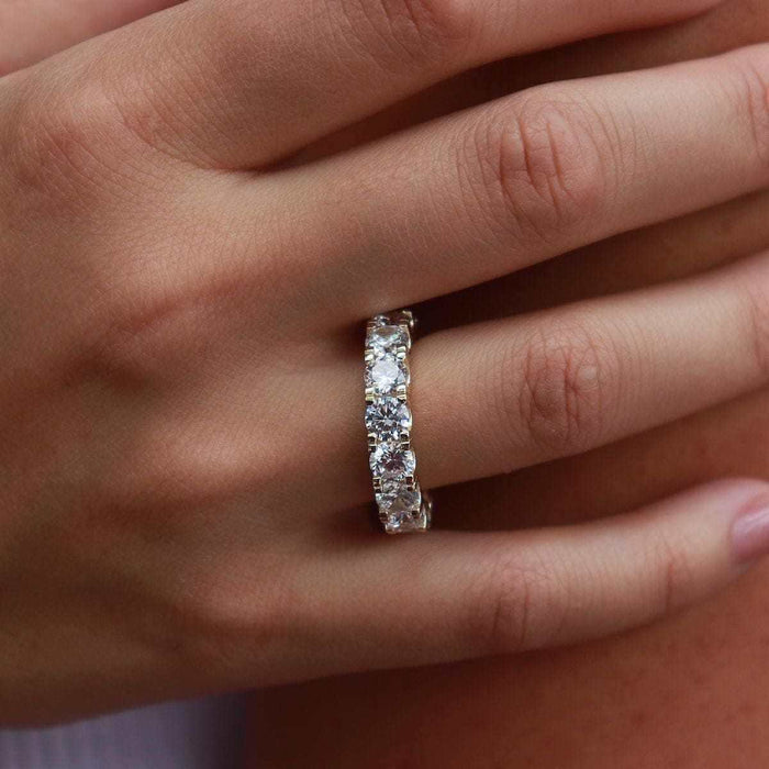 5mm Single Layer Diamond Band Ring - The GLD Shop