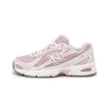 New Balance 740