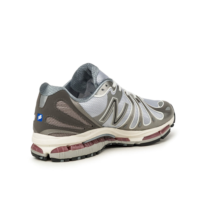New Balance 1890 Abzorb