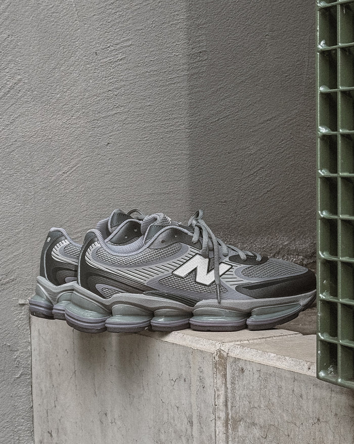 New Balance ABZORB 2000 onfeet
