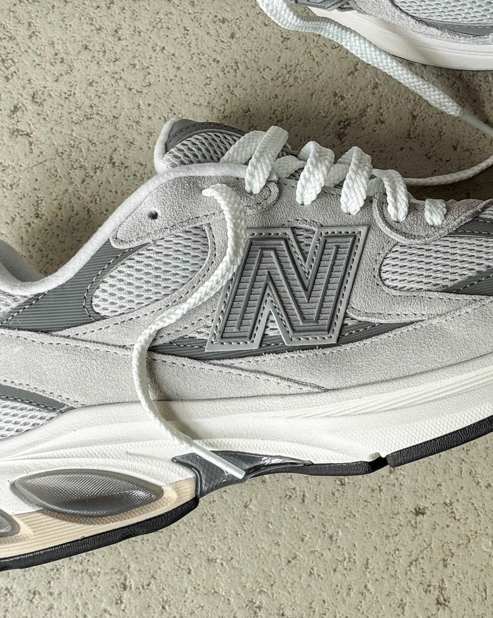 New Balance ABZORB 2010 onfeet