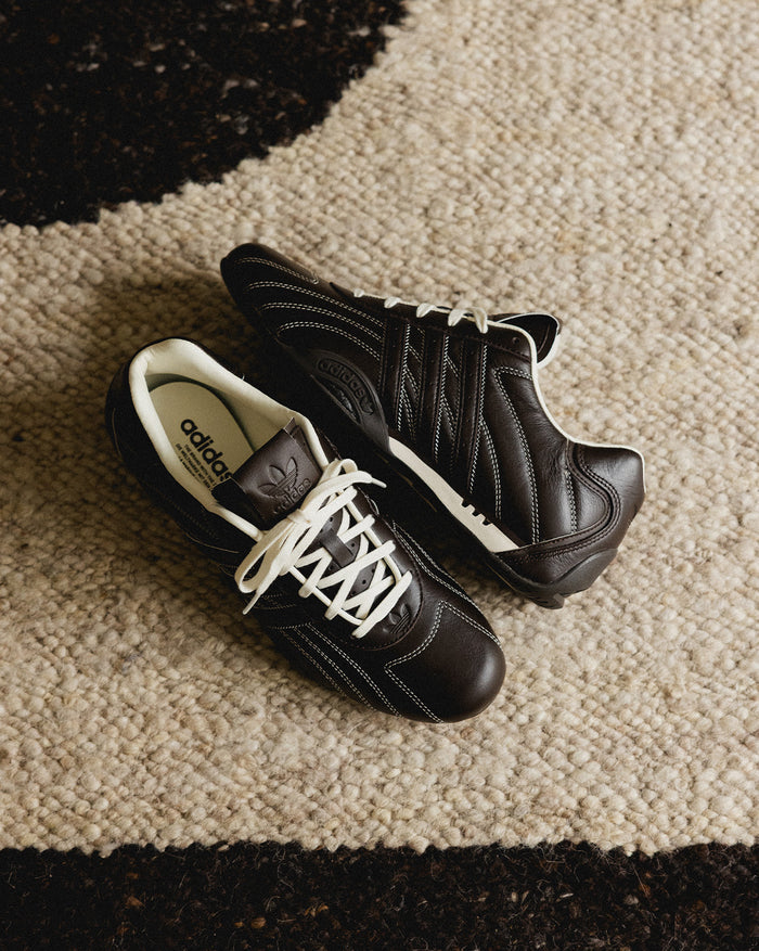 Adidas Adiracer Low  onfeet