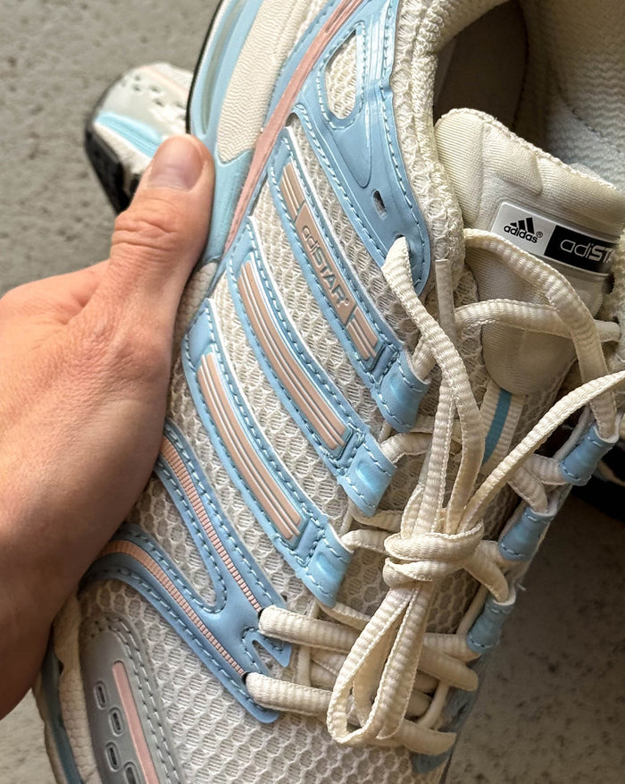 Adidas Adistar Control 5 W onfeet