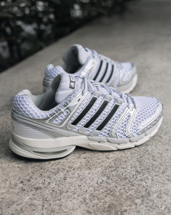 Adidas Adistar Control 5 onfeet