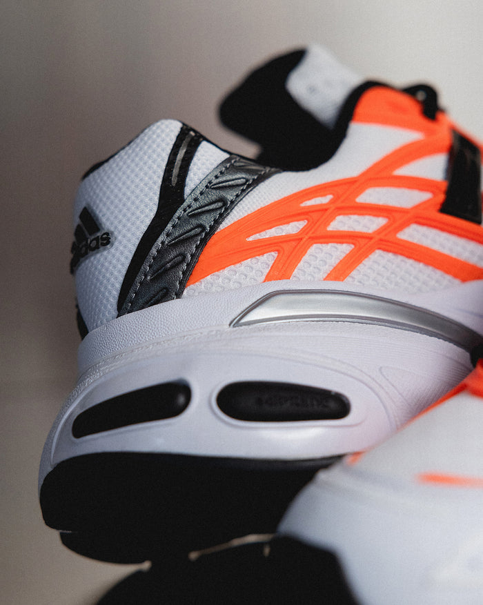 Adidas Adistar XLG 2.0 onfeet