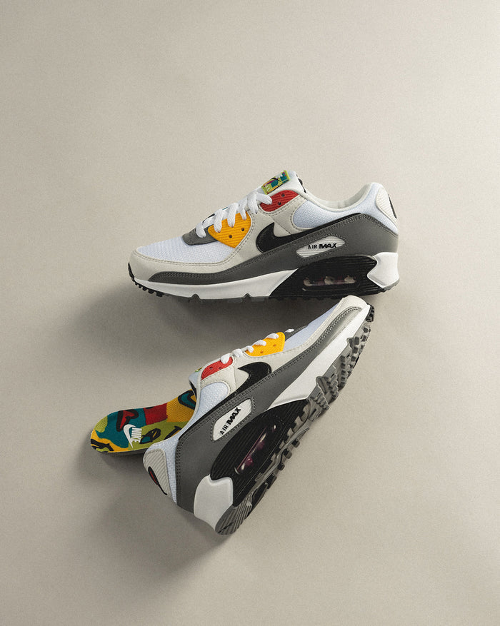 Nike Air Max 90 onfeet