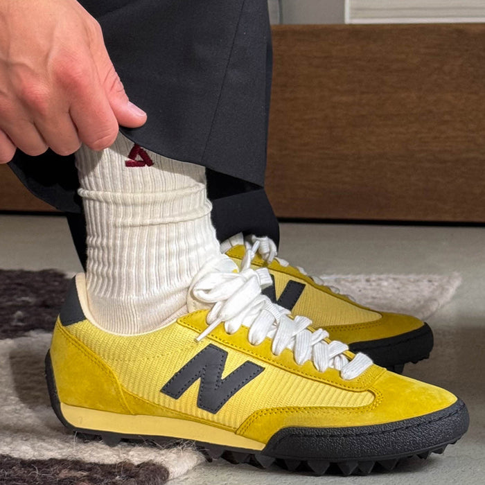 Asphaltgold	2-Pack Stack Logo Socks (Off White / Burgundy) onfeet