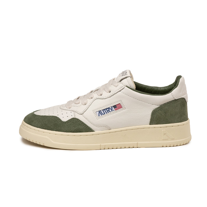 Autry Medalist *Goat / Suede*