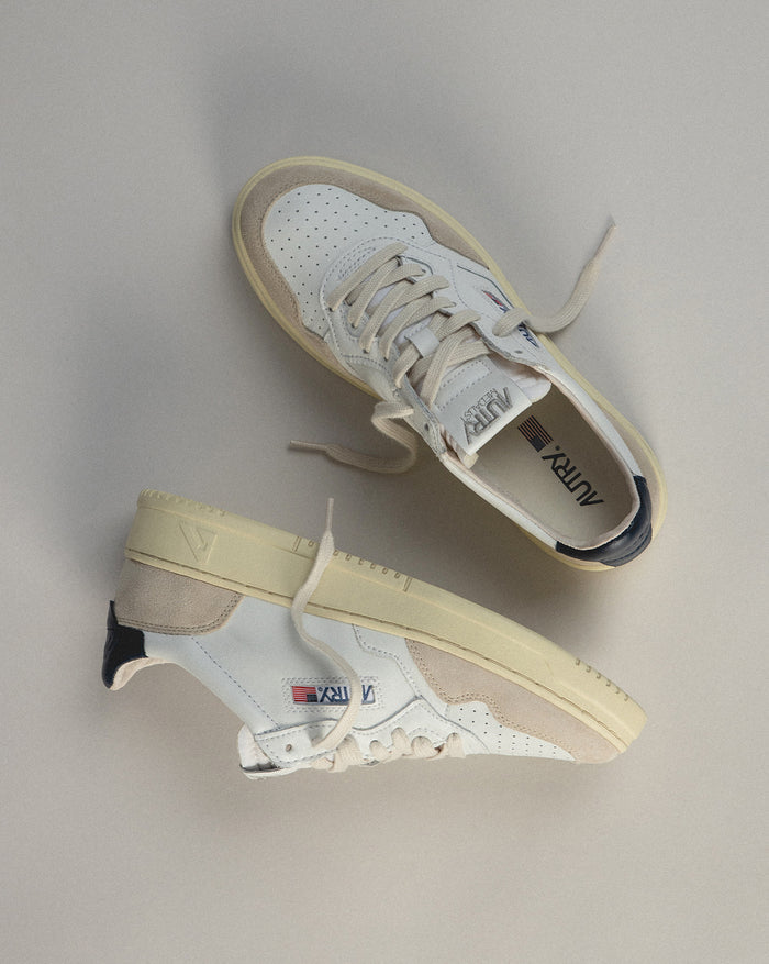 Autry Medalist *Leather / Suede* onfeet