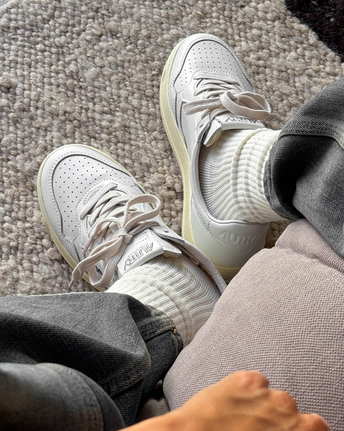 Autry Medalist W onfeet