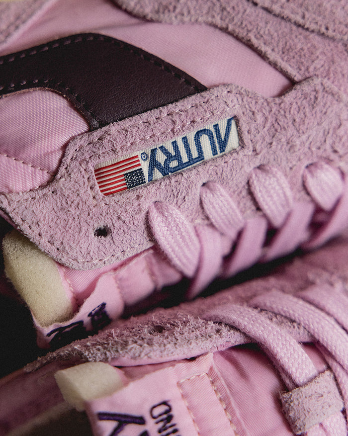 Autry Reelwind Low W *Suede / Net* onfeet