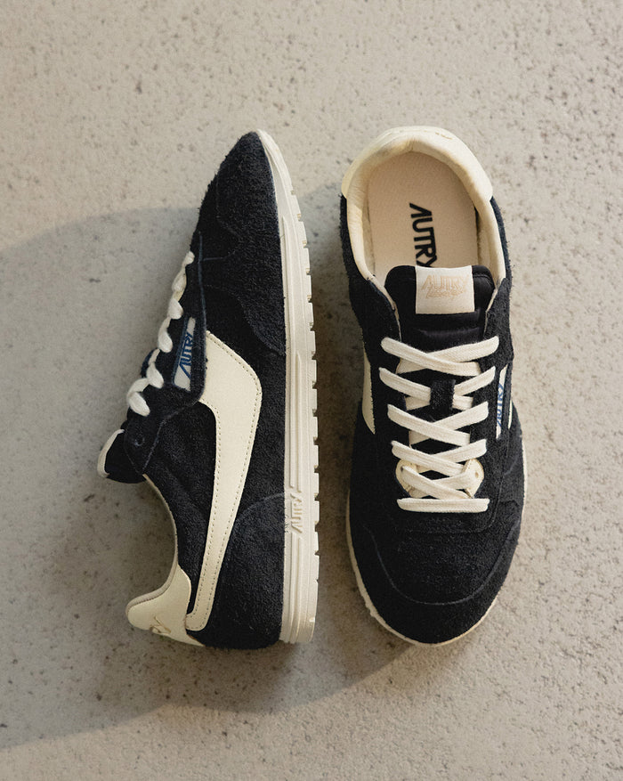 Autry Windspin W *Suede / Leather* onfeet