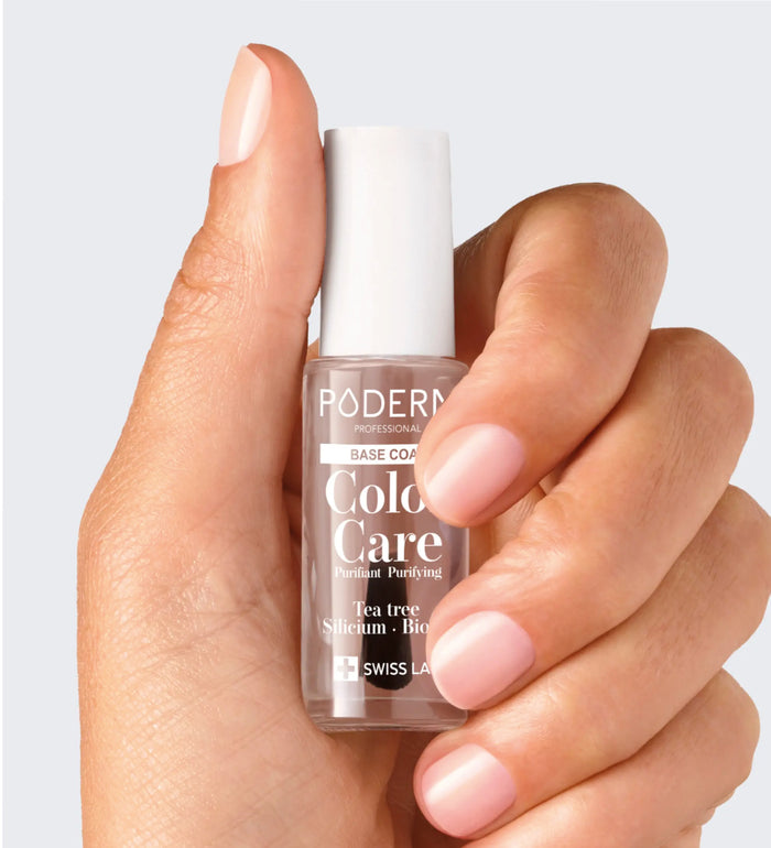 Base coat Color Care Poderm au tea tree à appliquer avant le vernis
