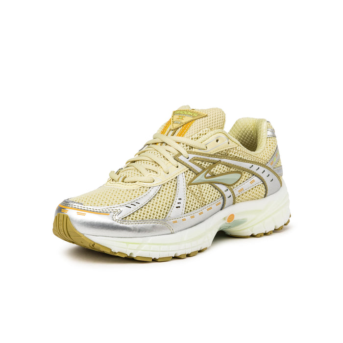 Brooks Adrenaline GTS 10