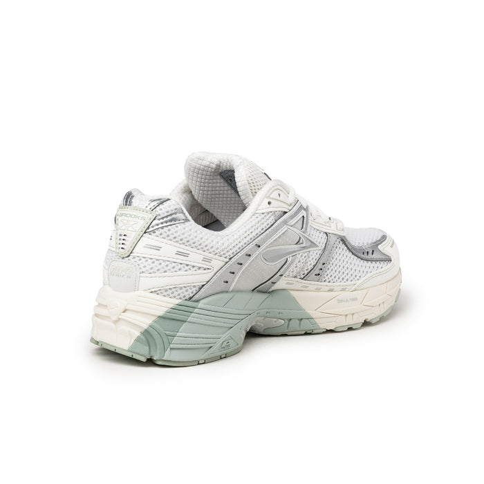 Brooks Adrenaline GTS 10