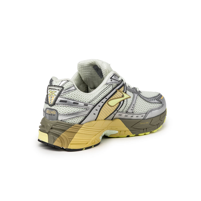 Brooks Adrenaline GTS 10