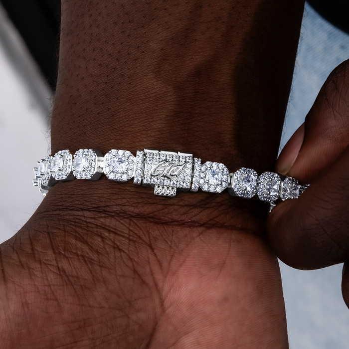 Clustered Tennis Bracelet in White Gold- 8.5mm