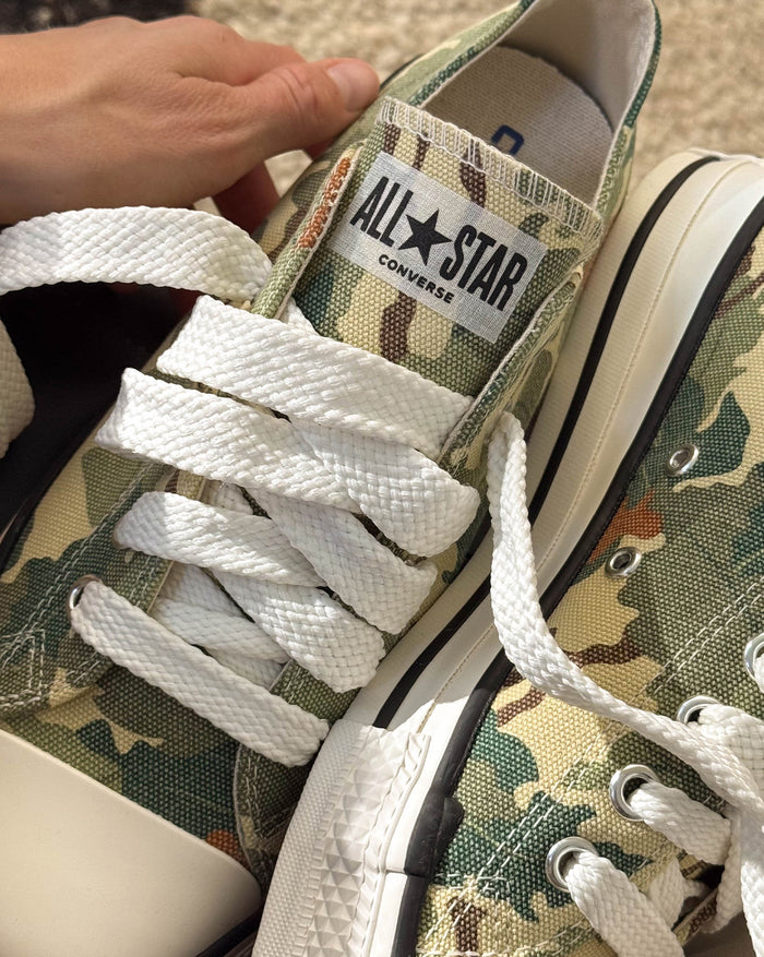 Converse Chuck Taylor Throwback OX onfeet