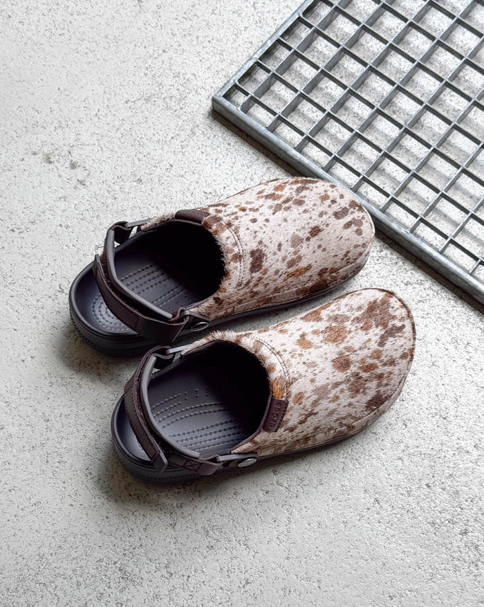 Crocs Classic Clog *Crafted Pony* onfeet