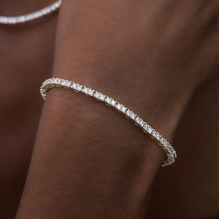 Round Cut Tennis Bracelet in Yellow Gold- 2mm