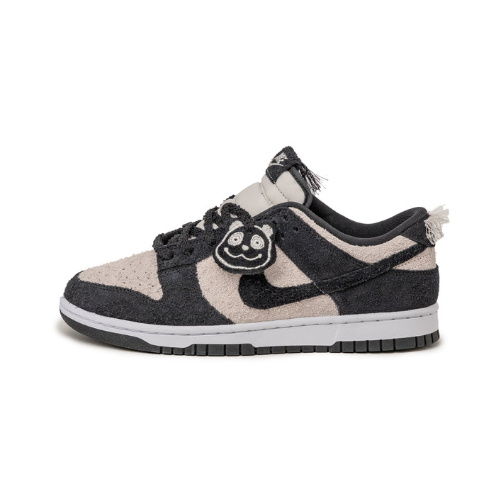 Nike Dunk Low Retro SE *Panda*