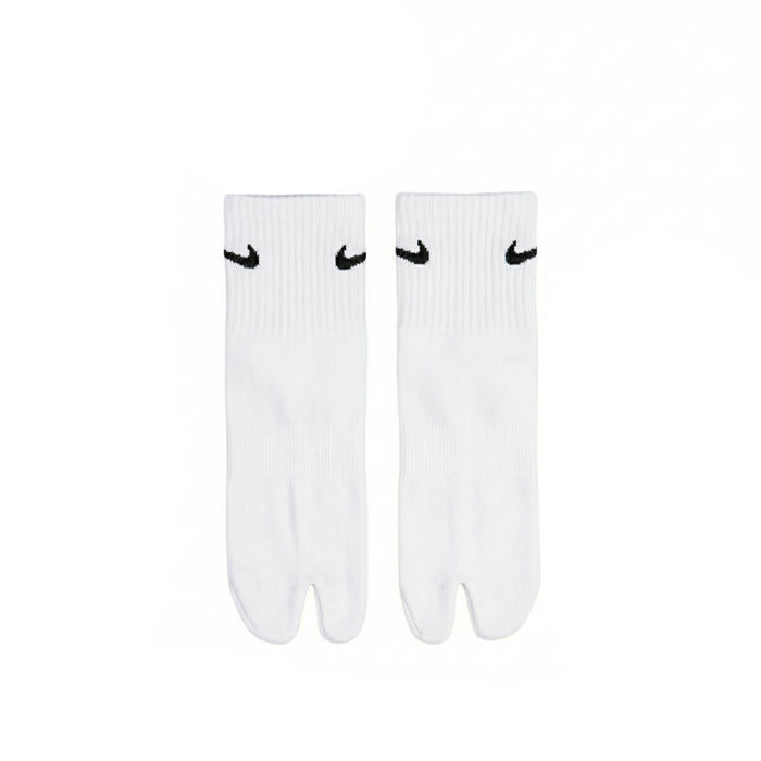 Nike	Everyday Plus Lightweight Ankle Split-Toe Socks