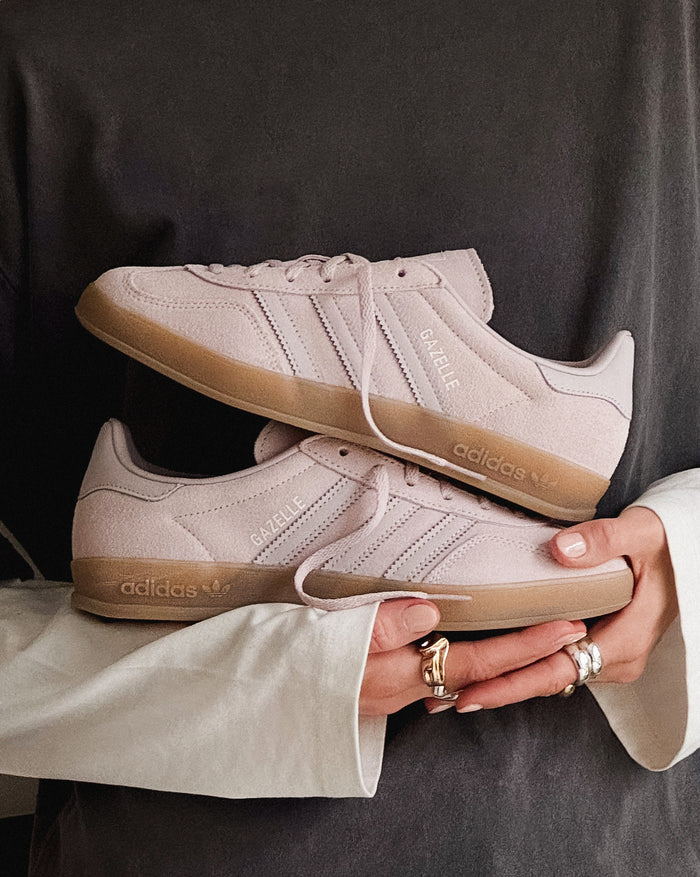 Sneaker... pink... Suede