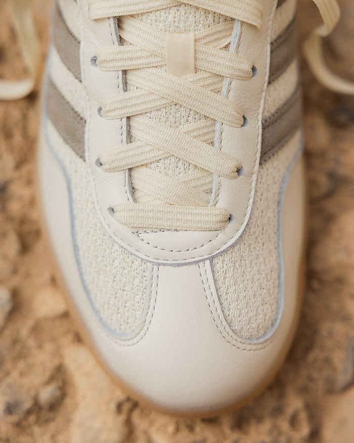 Adidas Gazelle Sala onfeet