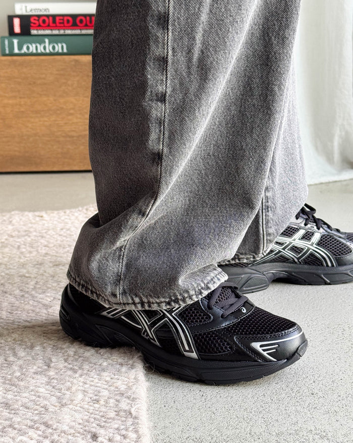 Asics GEL-1130 onfeet