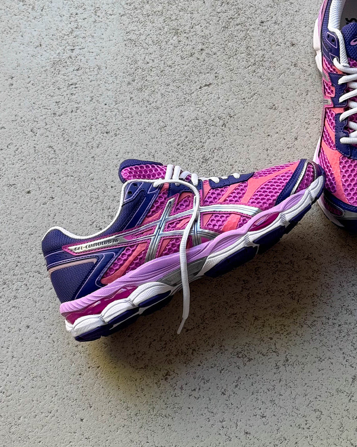 Asics GEL-Cumulus 16 onfeet