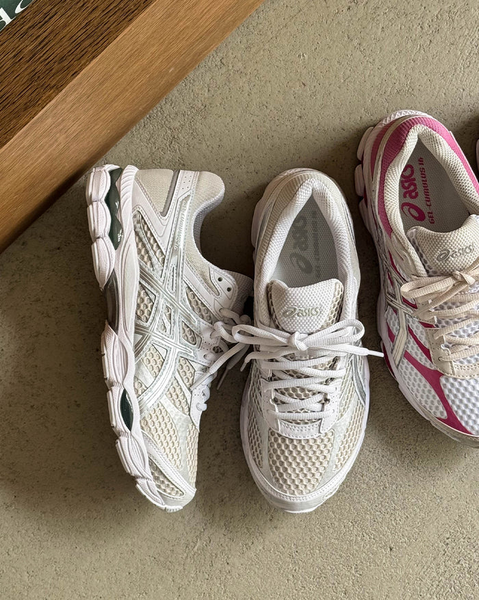 Asics GEL-Cumulus 16 onfeet