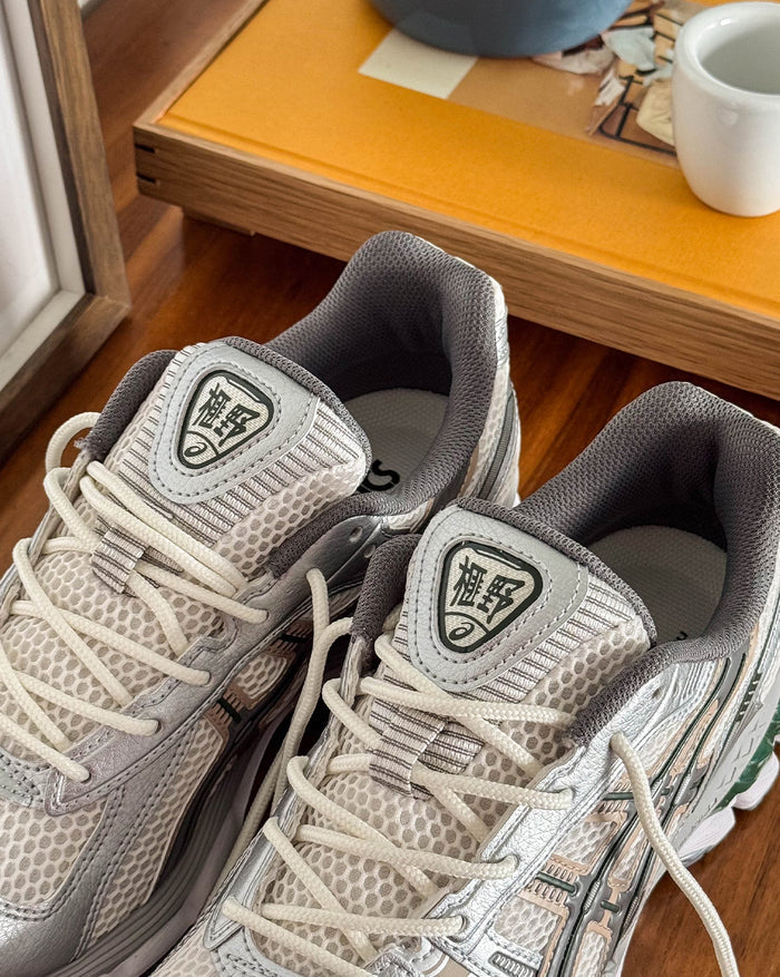 Asics GEL-Kayano 12.1 onfeet