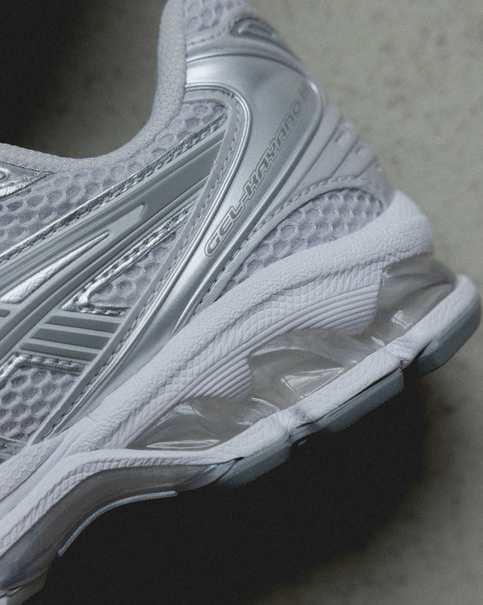 Asics GEL-Kayano 14 onfeet