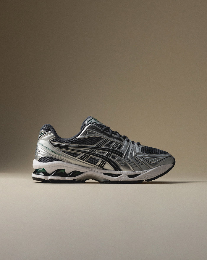 Asics GEL-Kayano 14 onfeet