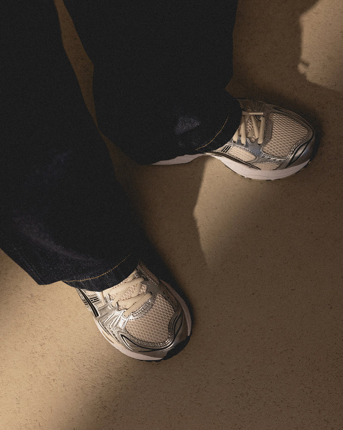 Asics GEL-Kayano 14 onfeet
