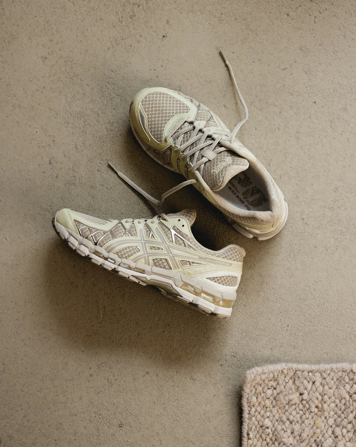 Asics GEL-Kayano 20 onfeet