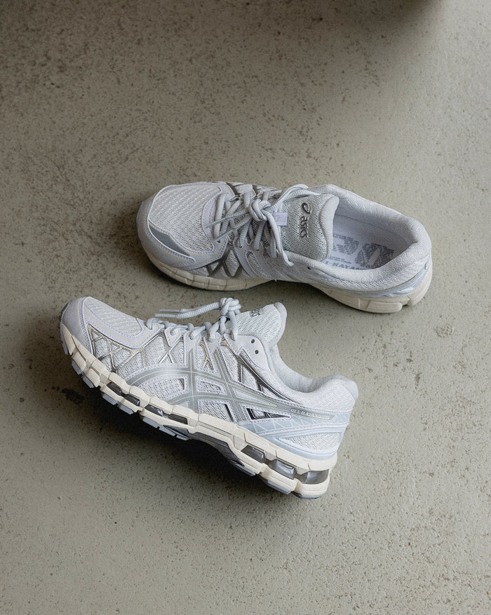 Asics GEL-Kayano 20 onfeet