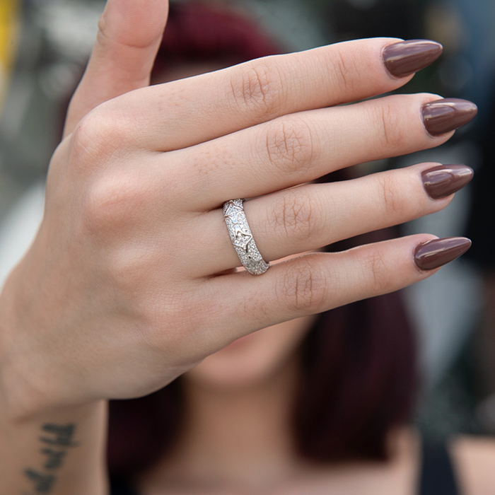 GLD Bezel Star Ring in White Gold Vermeil
