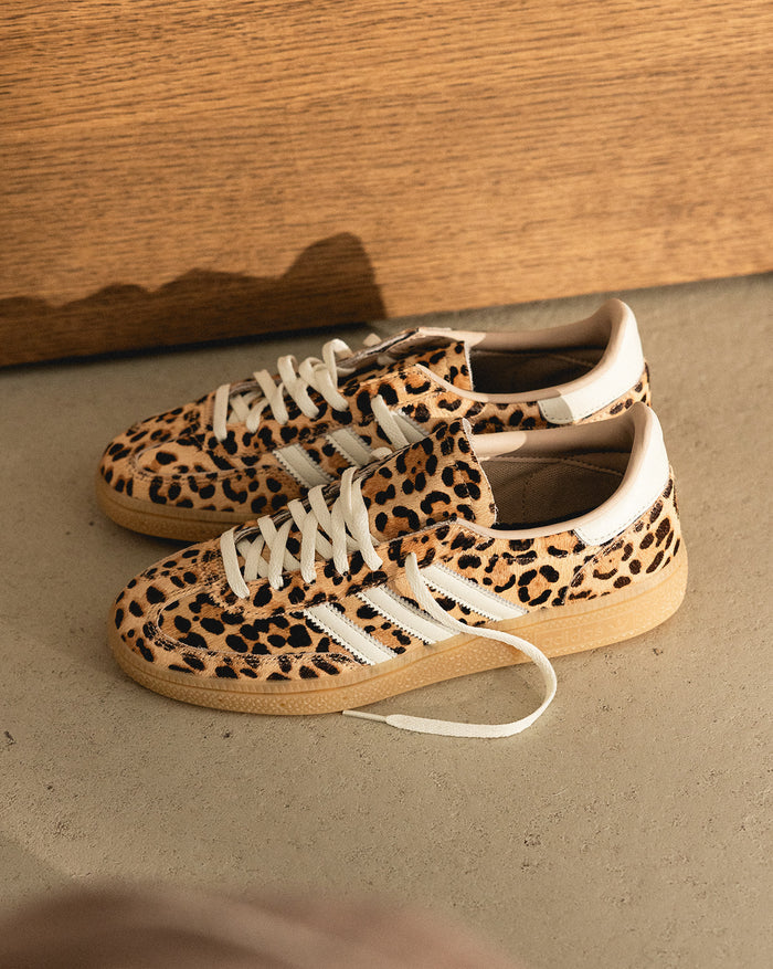 Adidas Handball Spezial W *Leo* onfeet