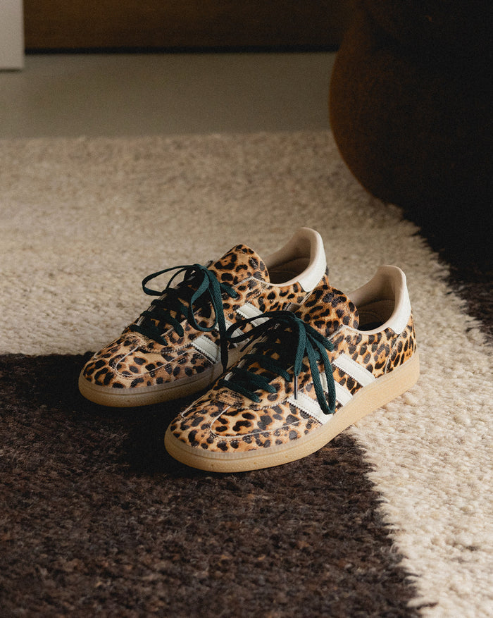 Adidas Handball Spezial W *Leo* onfeet