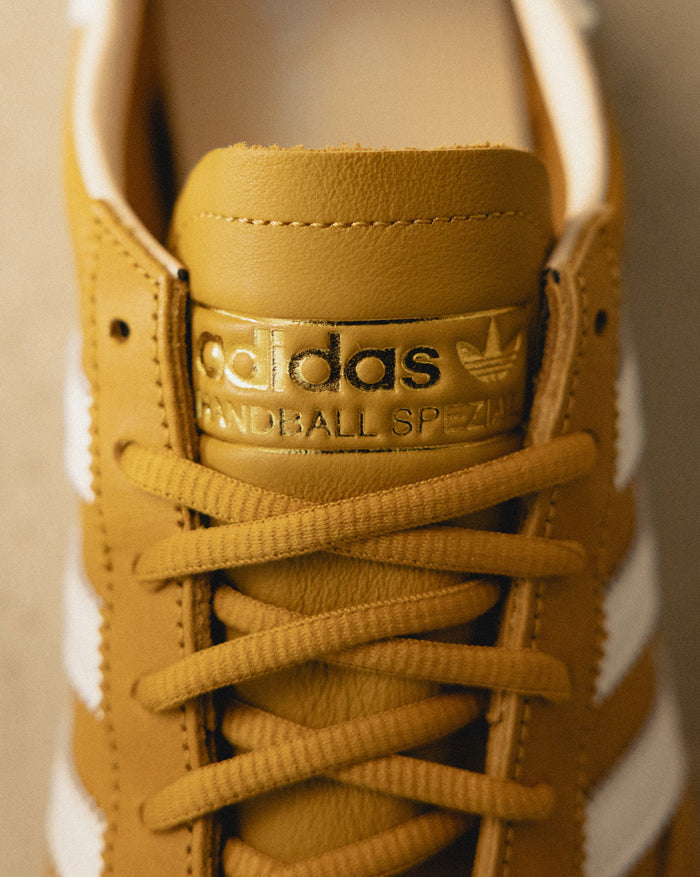 Adidas Handball Spezial onfeet