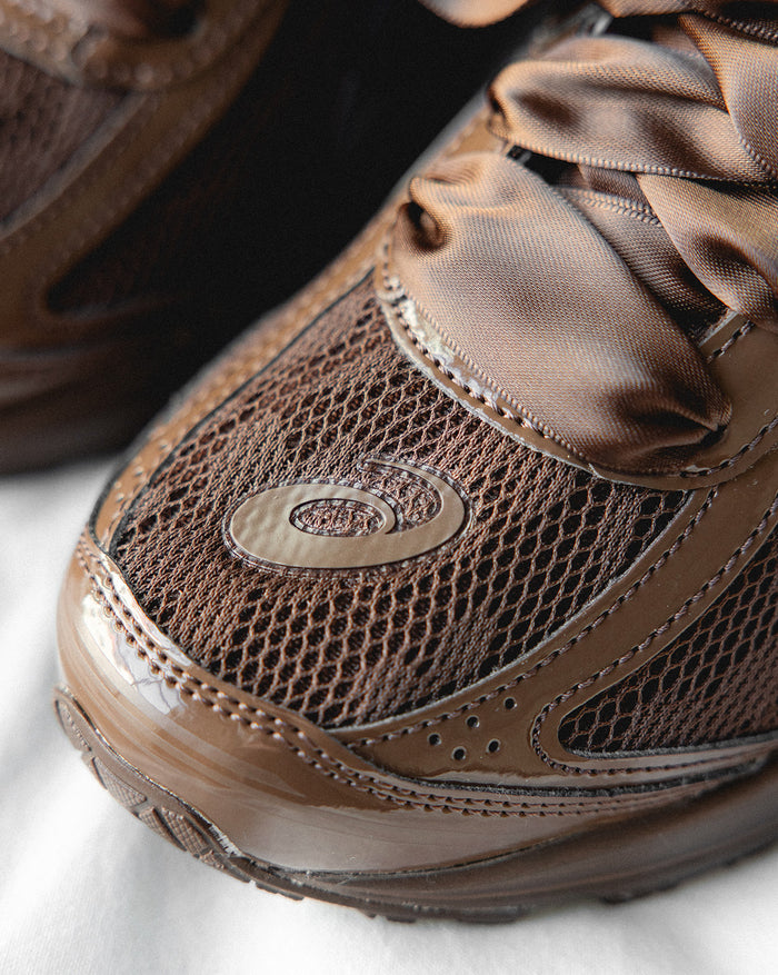 Asics JOG 100S onfeet