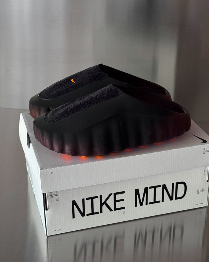Nike Mind 001 Flyknit QS onfeet